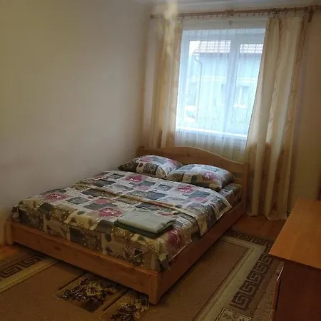 Bed & Breakfast Медовий Двір Izky