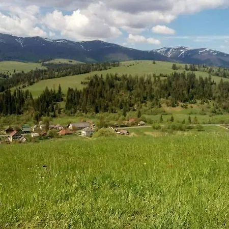 Медовий Двір * Izky